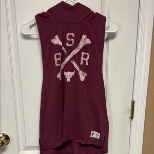 Under Armour - Maroon Sleeveless Hoodie with Skull and Bones Design - Womens S